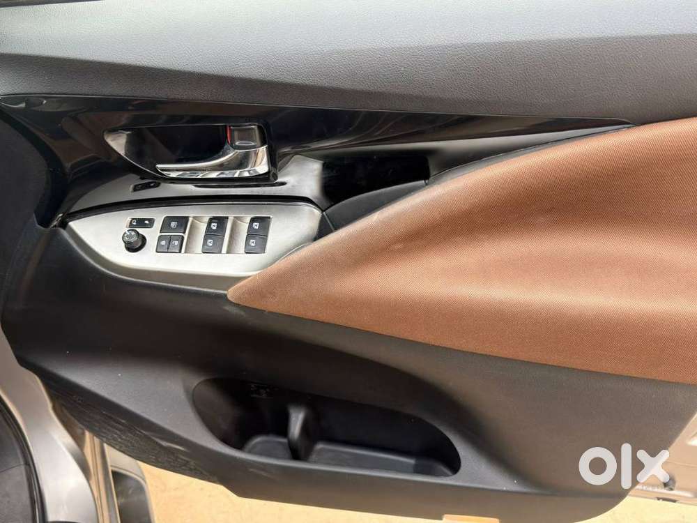 Toyota Innova Crysta [2020-ongoing] 2.7 Zx At 7 Str, 2021, Petrol