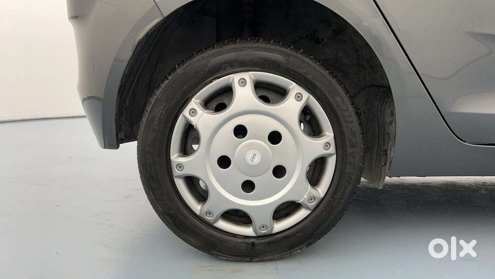 Tata Altroz 1.2 Xm Plus, 2022, Petrol