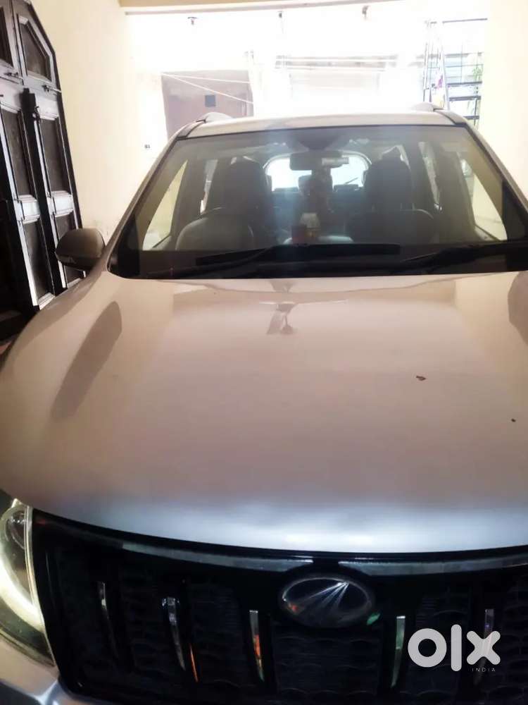 Mahindra Xuv500 2017 Diesel 37000 Km Driven