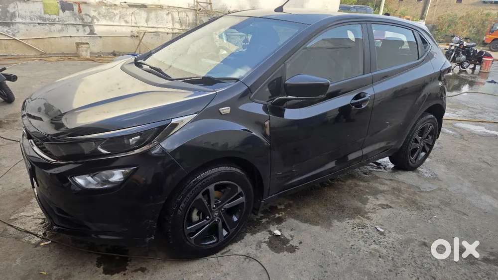 Tata Altroz 2023 Diesel 38933 Km Driven