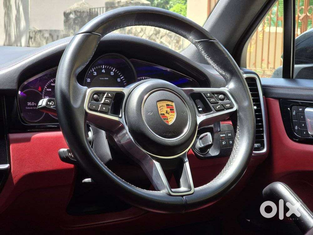 Porsche Cayenne Platinum Edition, 2022, Petrol