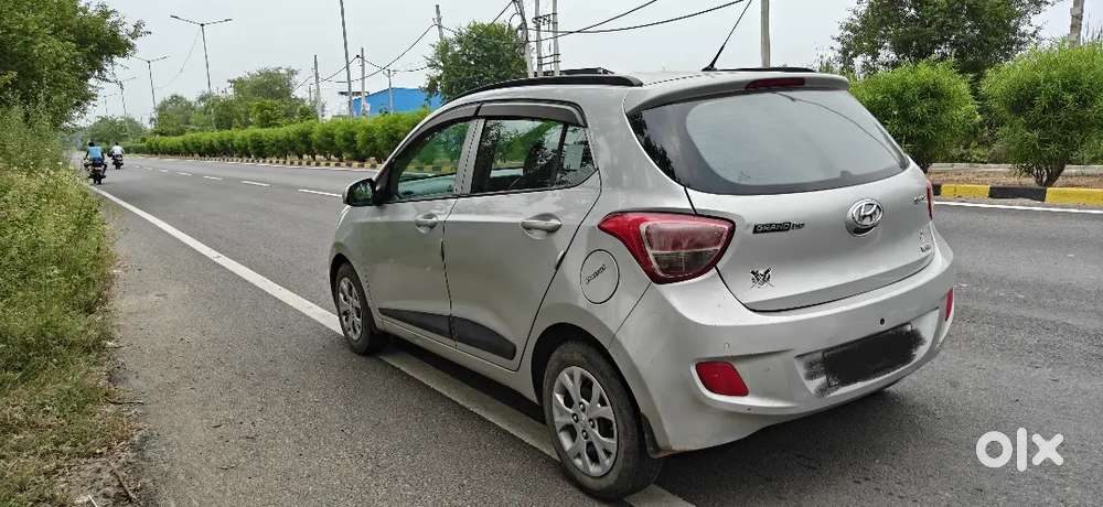 Hyundai Grand I10 Sportz 2017 Variant
