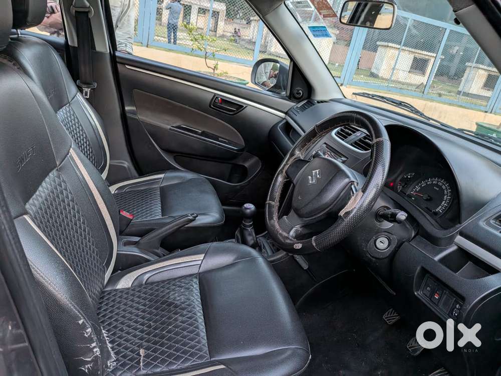 Maruti Suzuki Swift Vxi Optional, 2016, Petrol