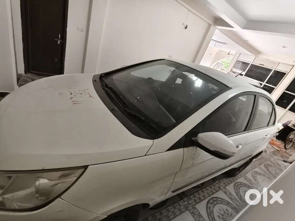 2015 Tata Zest Petrol Manual