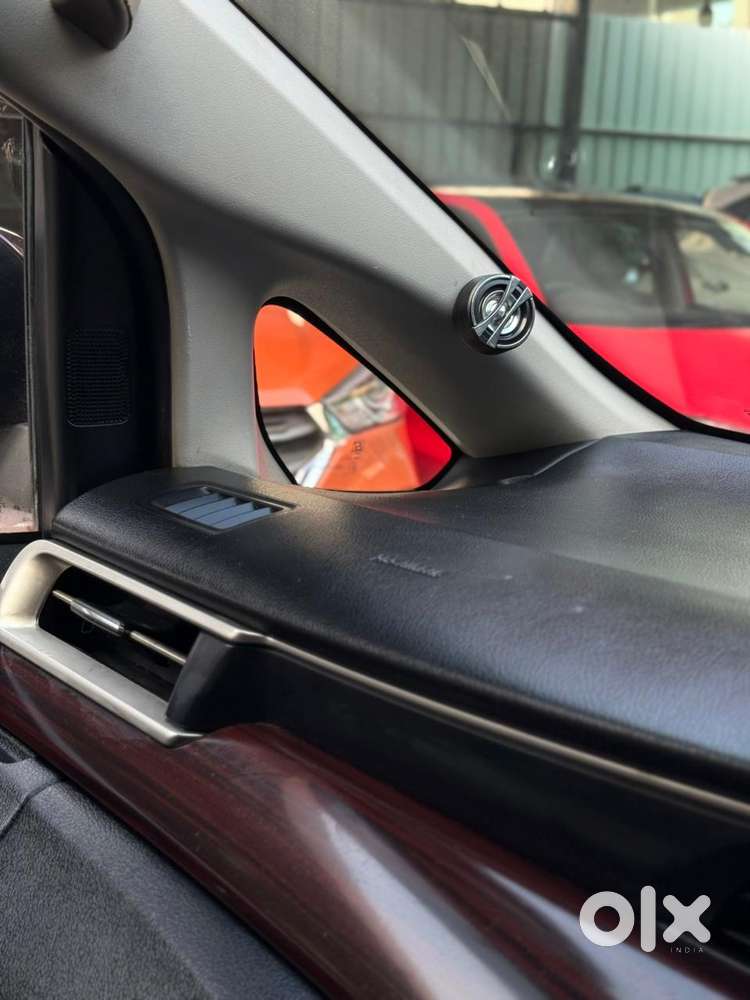 Toyota Innova Crysta