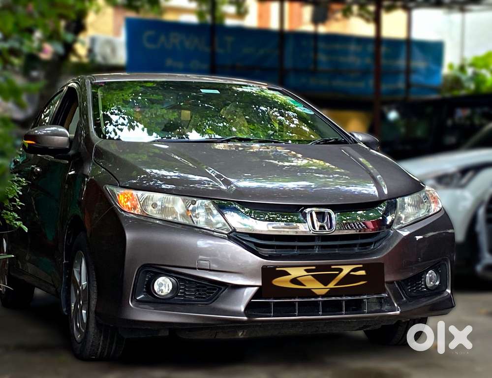 Honda City V At Sunroof I-vtec, 2016, Petrol