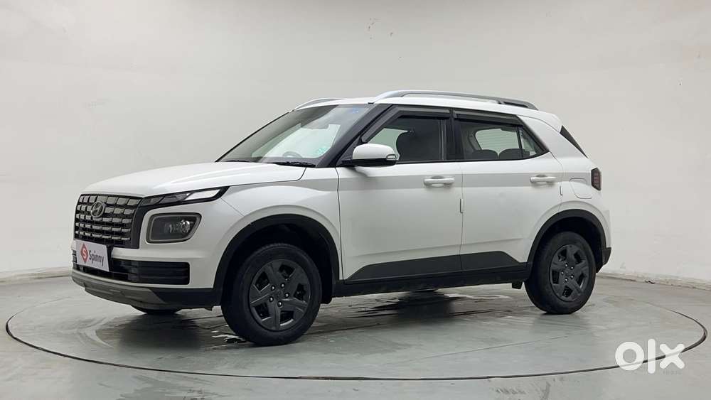 Hyundai Venue 1.2 S (o), 2023, Petrol