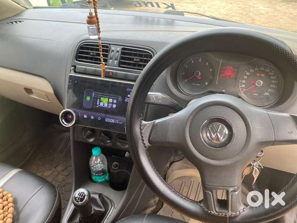 Volkswagen Polo Petrol 2010