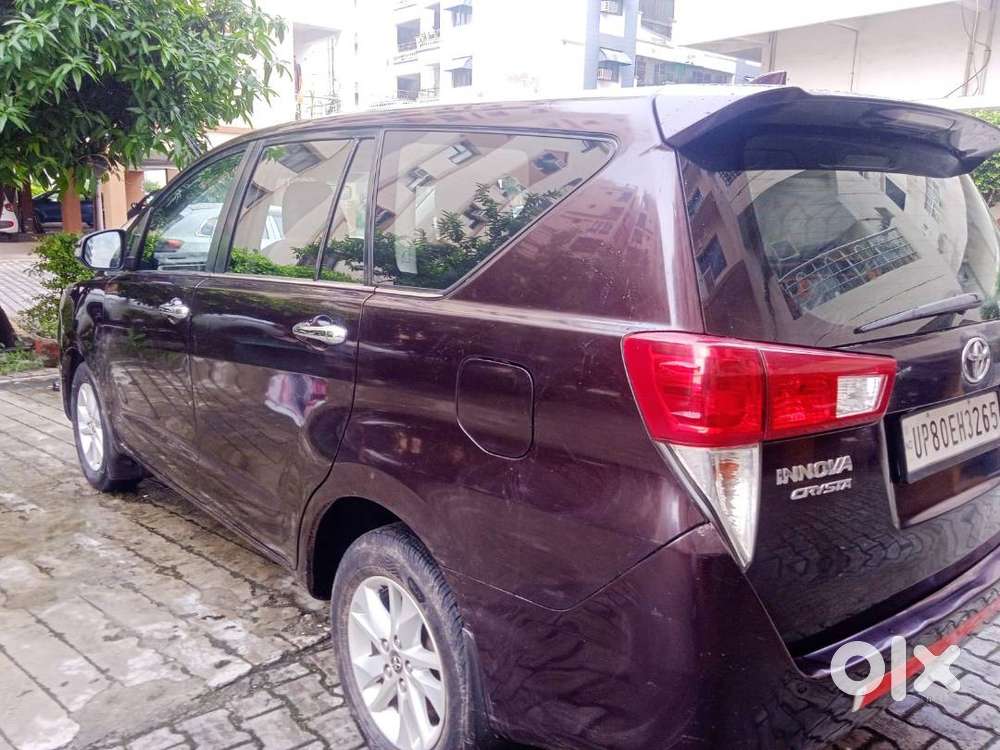 Toyota Innova Crysta 2017 Diesel Variant