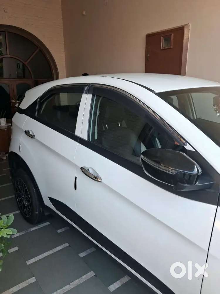 Tata Nexon 1.2 Revotron 2024