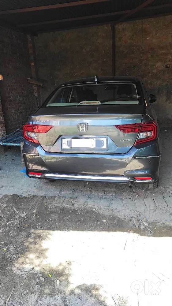 Honda Amaze Petrol 2023 Manual With 42000 Km