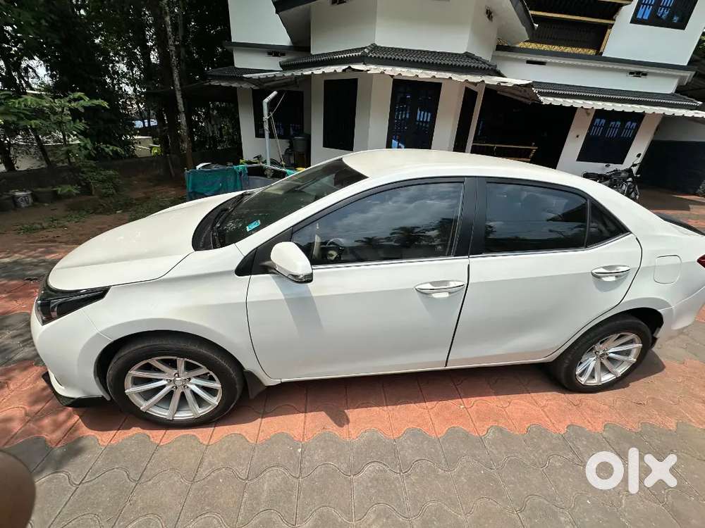 Toyota Corolla Altis 2016 Last