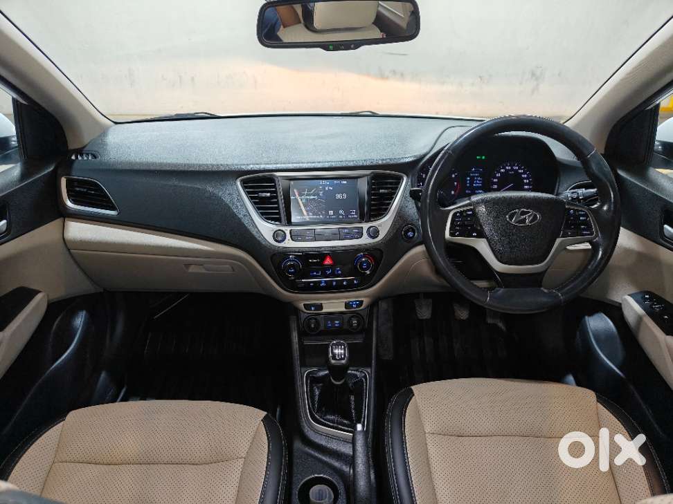 Hyundai Verna 1.6 Sx (o) Vtvt, 2018, Petrol