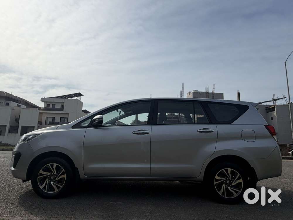 Toyota Innova Crysta [2020-ongoing] 2.4 Gx 7 Str, 2022, Diesel