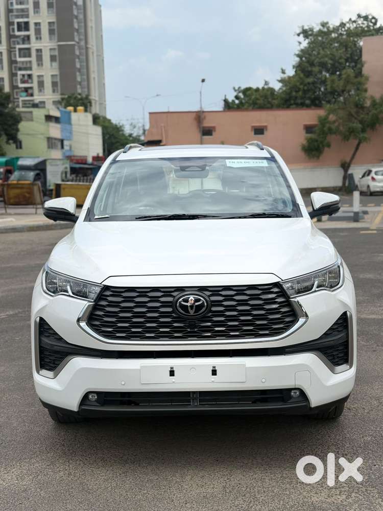 Toyota Innova Hycross 2.0 Zx (o) Hybrid 7 Str, 2026, Electric