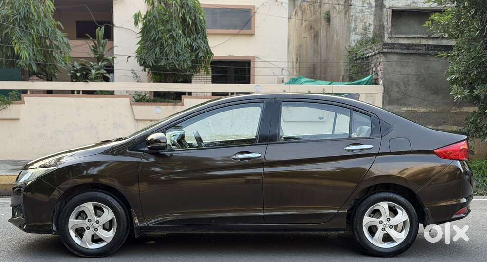 Honda City Sv Mt I-dtec, 2016, Electric