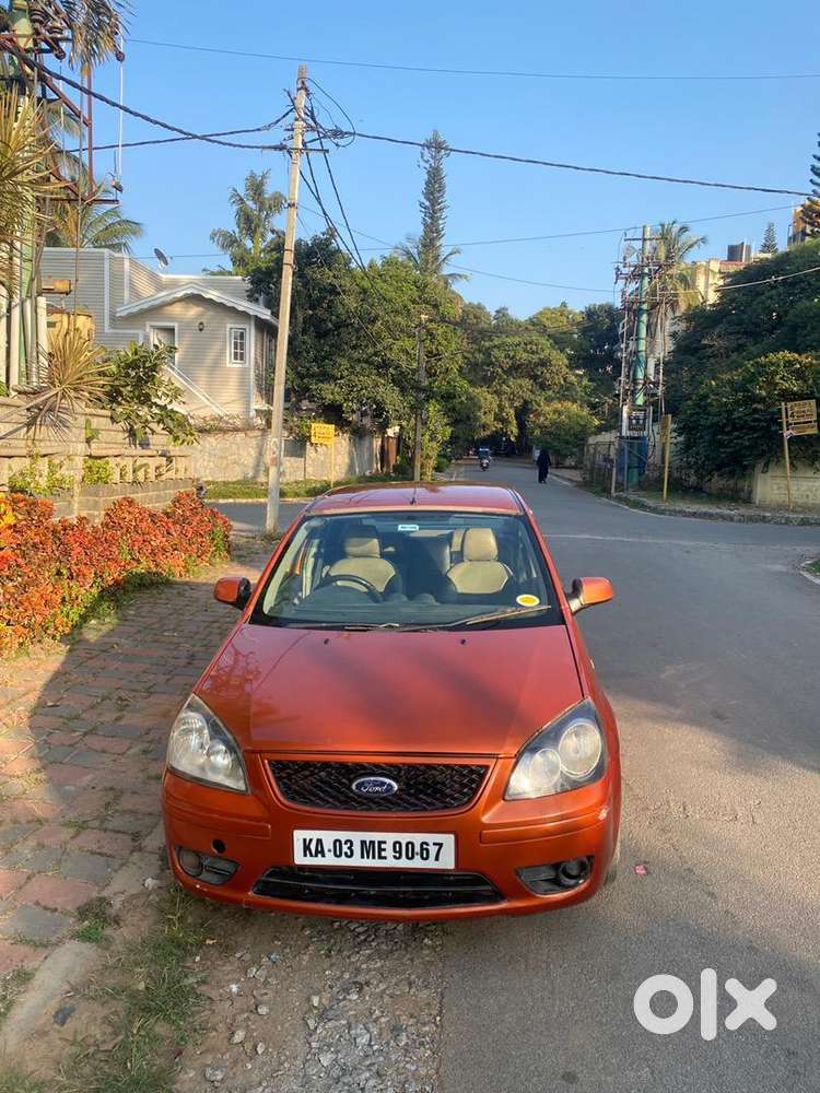 Ford Car Manual 2006