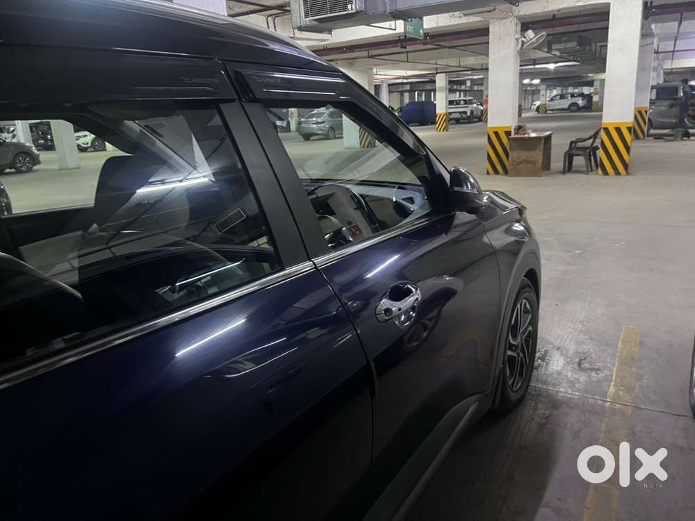 Kia Carens Petrol 2023