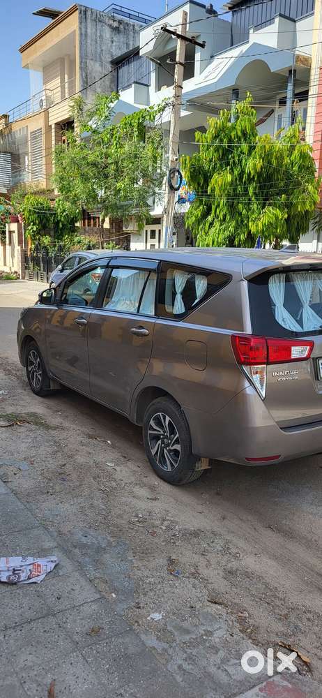 Toyota Innova Crysta 2.4 G Mt, 2022, Diesel