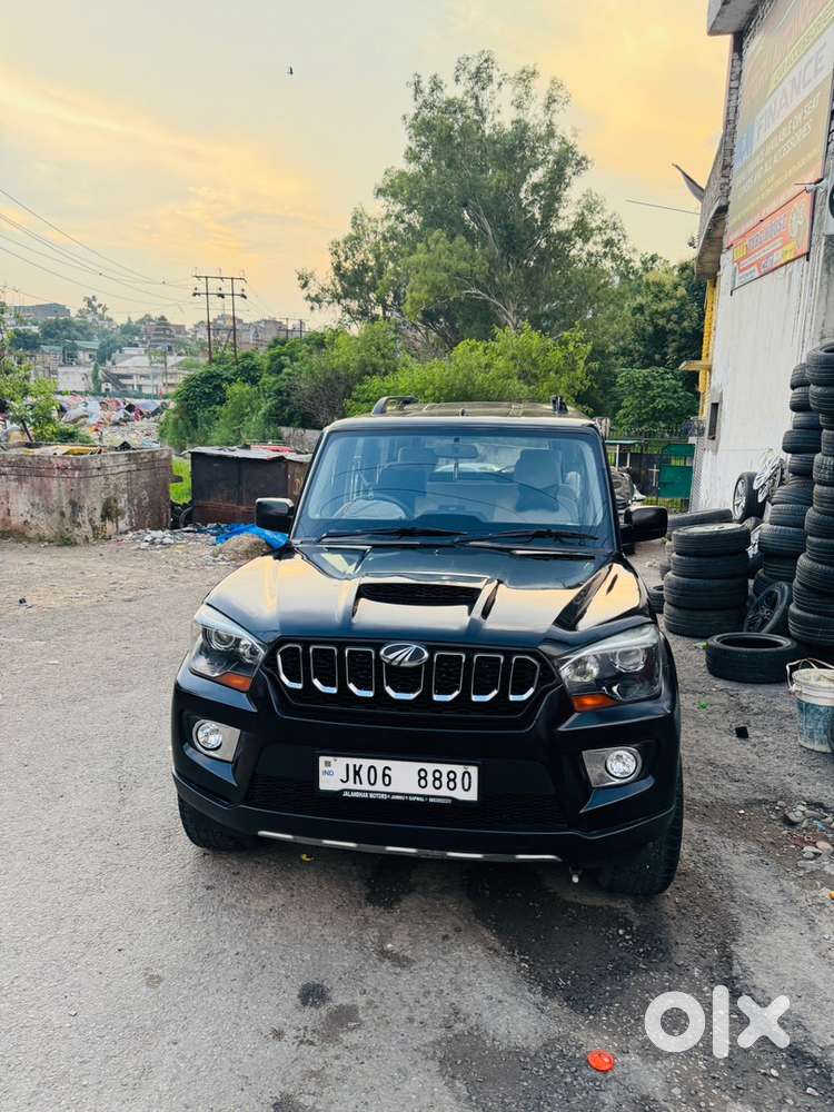 Mahindra Scorpio Classic 2015 Diesel Well Maintained