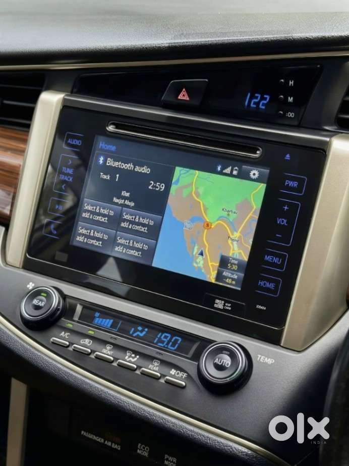 Toyota Innova Crysta 2.8 Z, 2016, Diesel