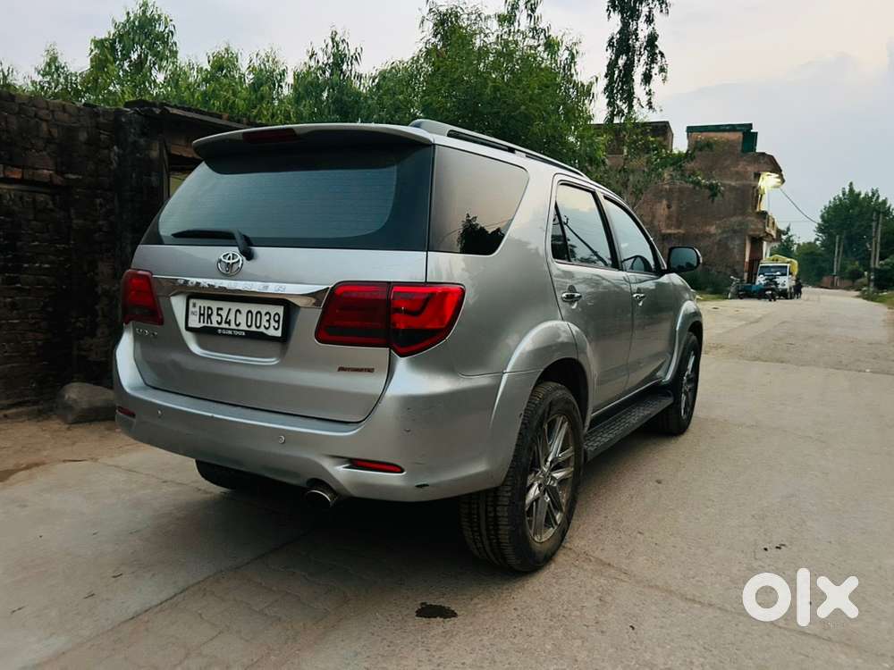 Toyota Fortuner Diesel 2015 Km