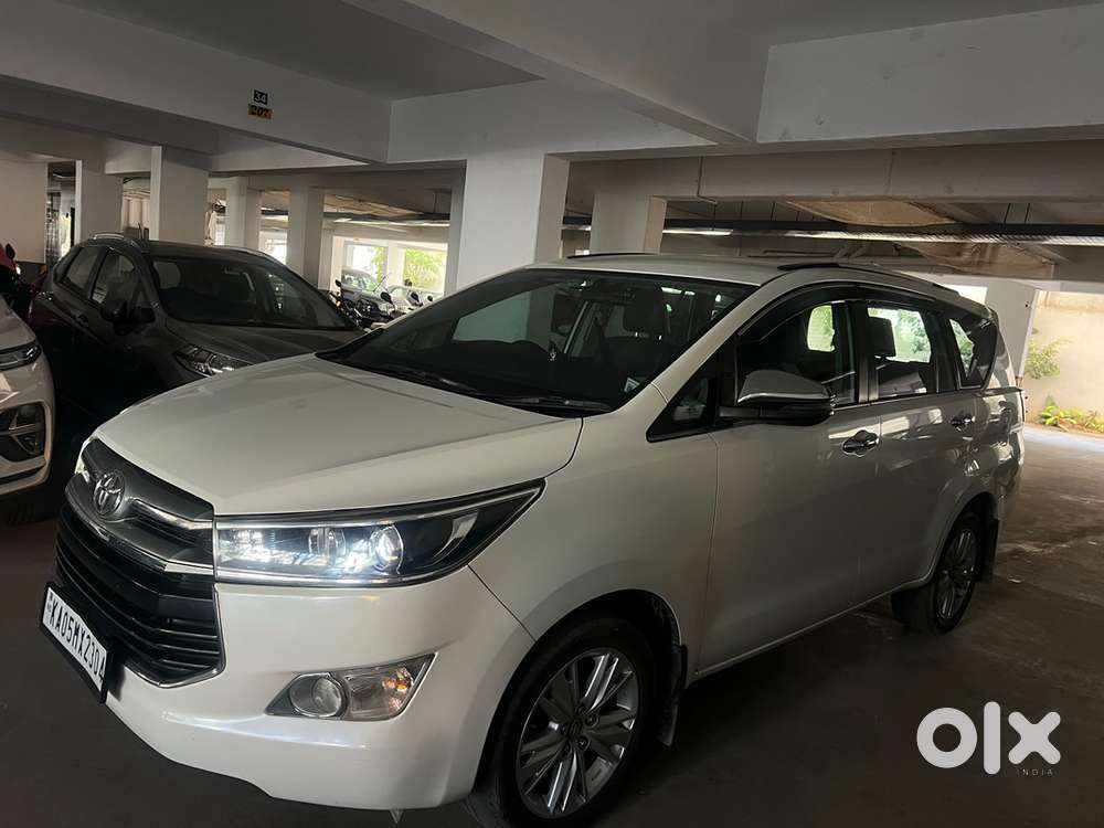 Toyota Innova Crysta 2018 Diesel Well Maintained