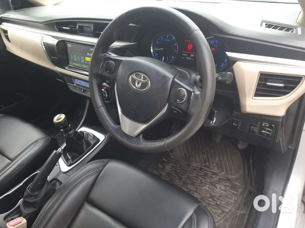 Toyota Corolla Altis G Mt, 2015, Petrol