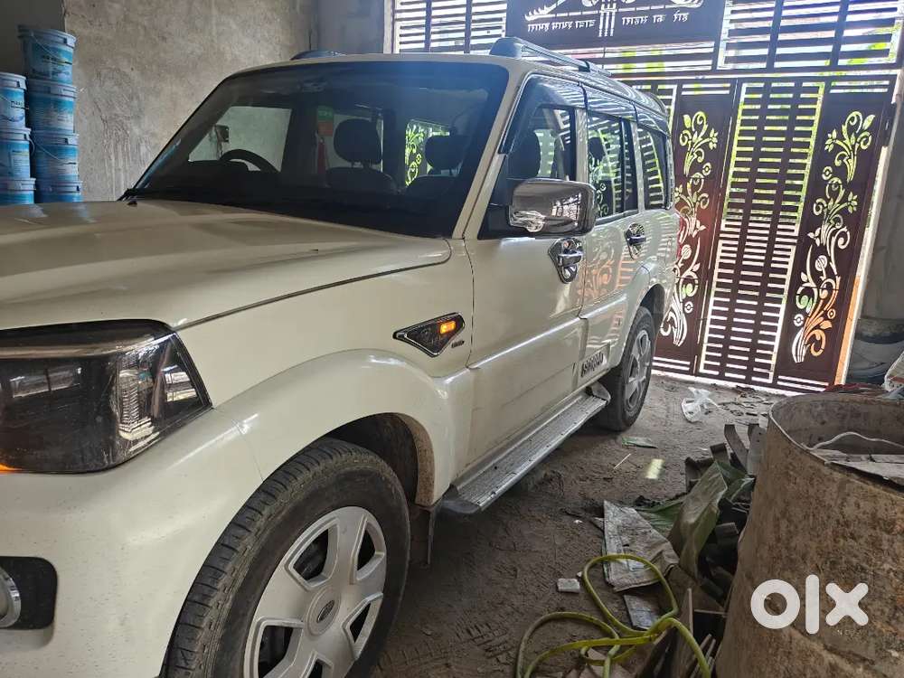 Mahindra Scorpio 2022 Diesel Well Maintained