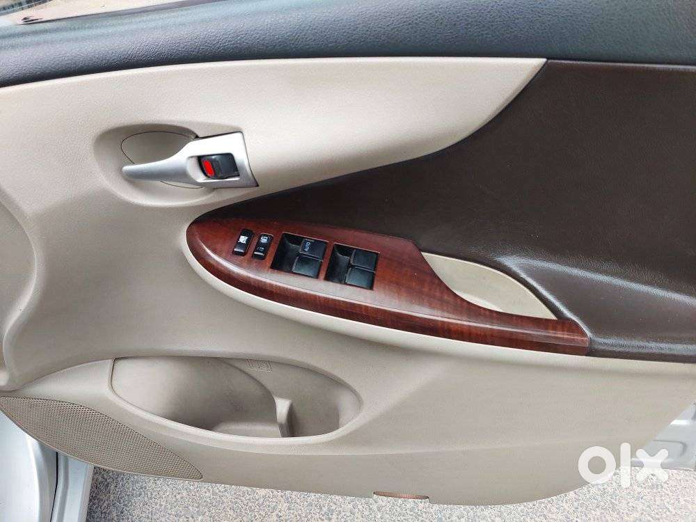 Toyota Corolla Altis G, 2013, Petrol