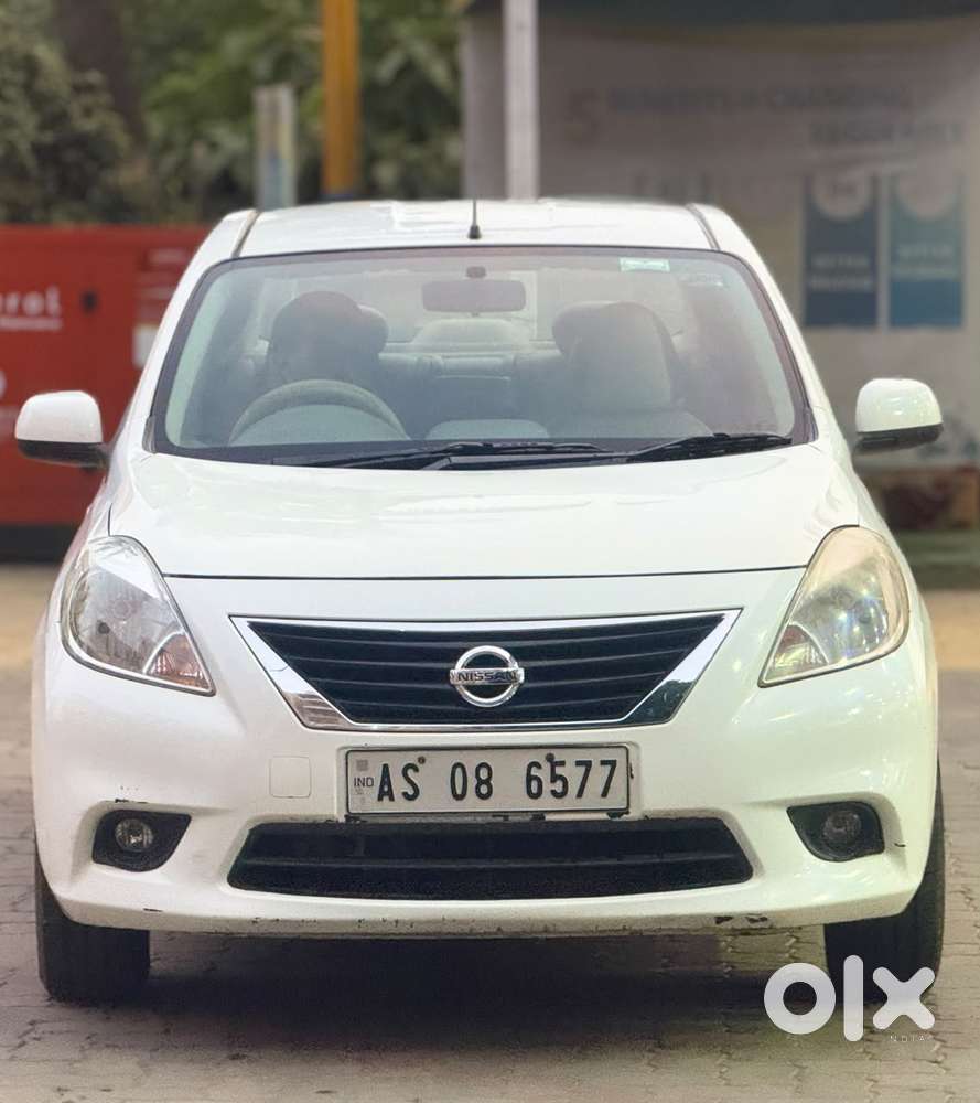 Nissan Sunny Special Edition, 2012, Petrol