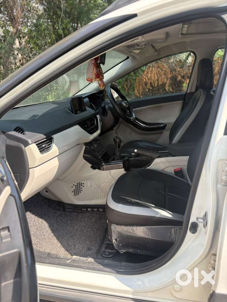 Tata Nexon 1.5 Revotorq Xz Plus (s), 2023, Petrol