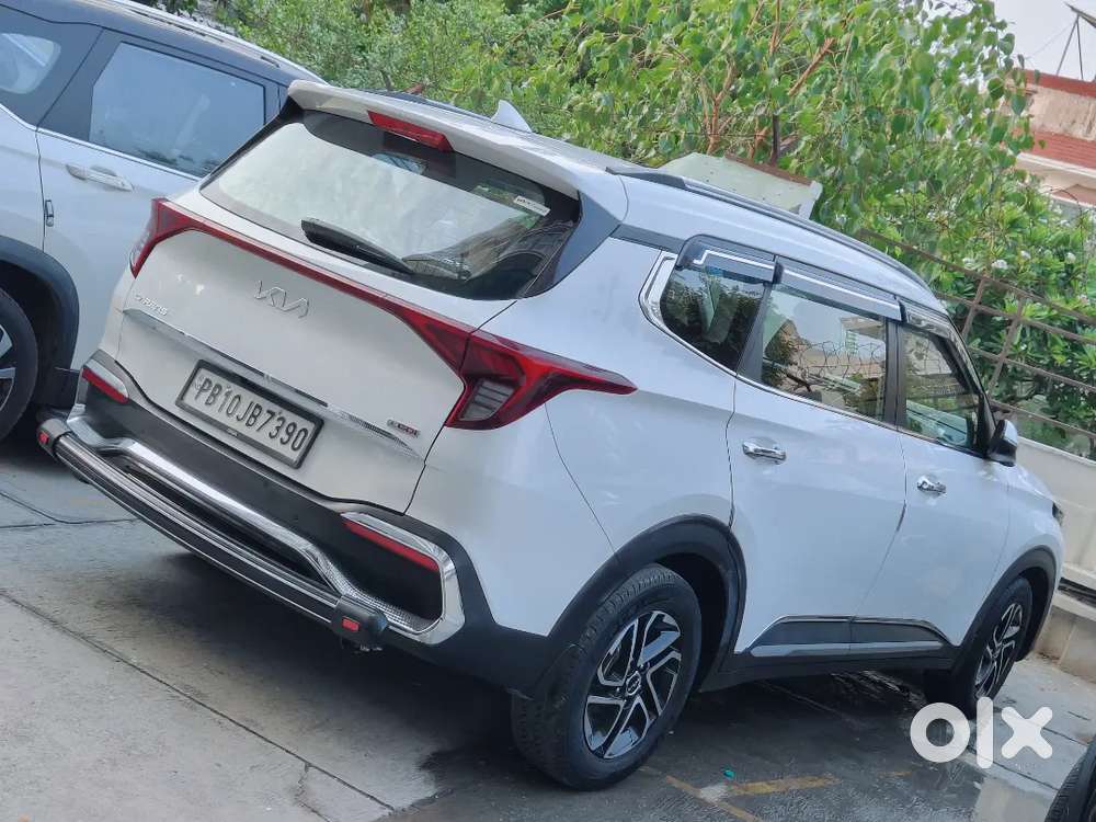 Kia Carens Luxury Plus 1.5 Turbo Imt (6-seater) 2023