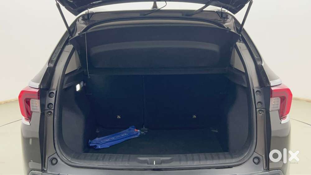Honda Elevate Zx Cvt, 2023, Petrol