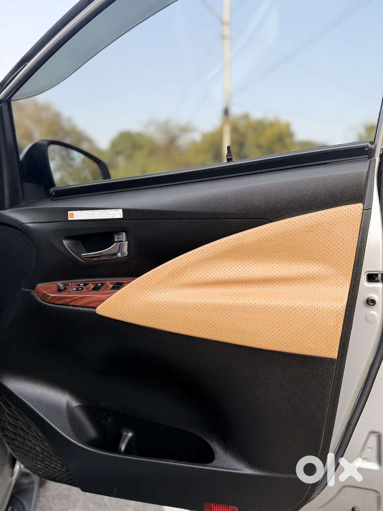 Toyota Innova Crysta