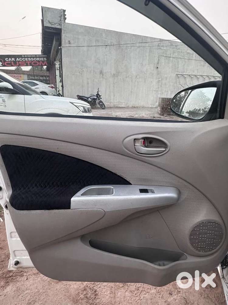 Toyota Etios 2012 Petrol Well Maintained