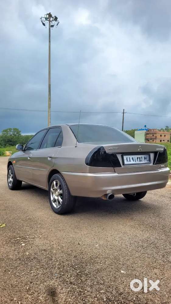 Mitsubishi Lancer 1999 Manual Km Driven