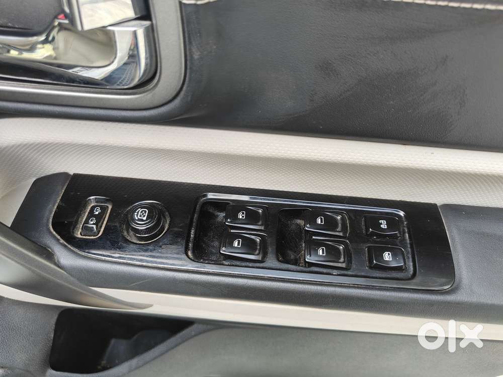 Mahindra Thar Roxx Ax7l Rwd Diesel At, 2025, Diesel