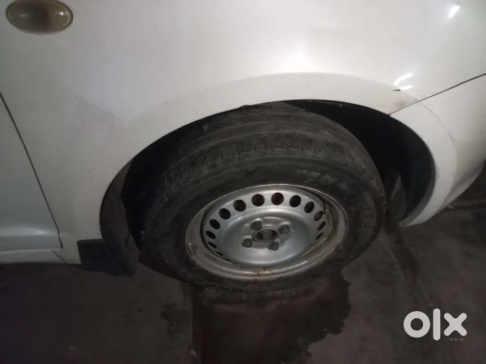 Maruti Suzuki Dzire 2011