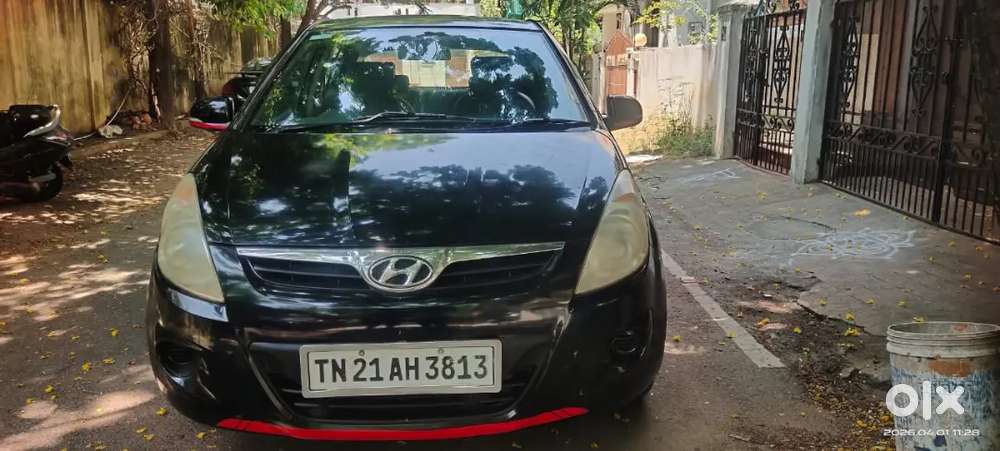 Hyundai I20 Sports Petrol Automatic Top And Model Petrol  2nd Owner