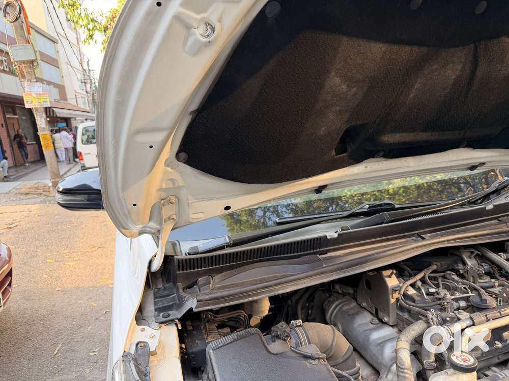 Toyota Innova Crysta 2.8 Gx At, 2017, Diesel