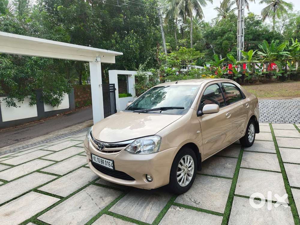 Toyota Etios, 2011, Petrol