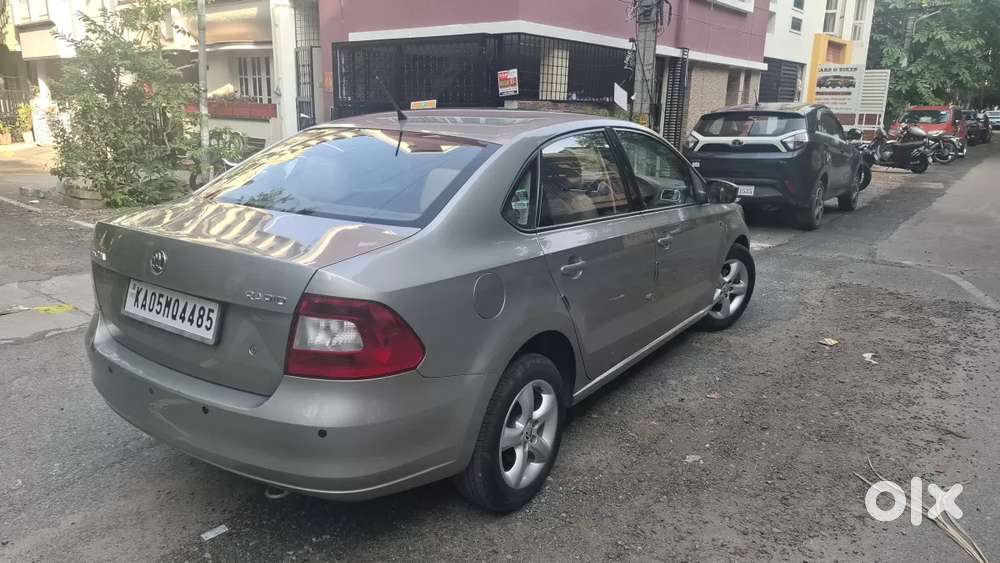 Skoda Rapid Elegance 1.6 Tdi Cr Manual, 2014, Diesel
