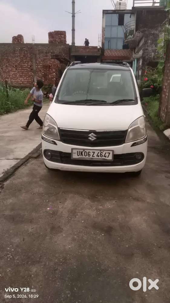 Lxi Maruti Suzuki Wagon R 2013 2nd Owner