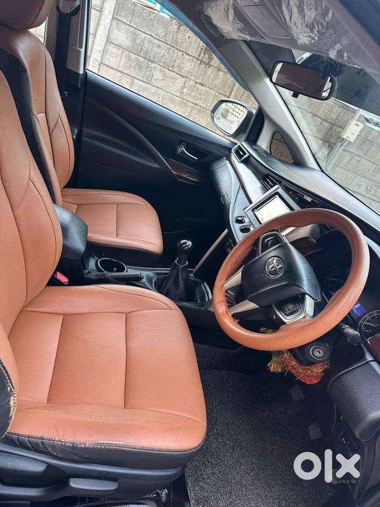 Toyota Innova Crysta 2.4 G Mt, 2017, Diesel