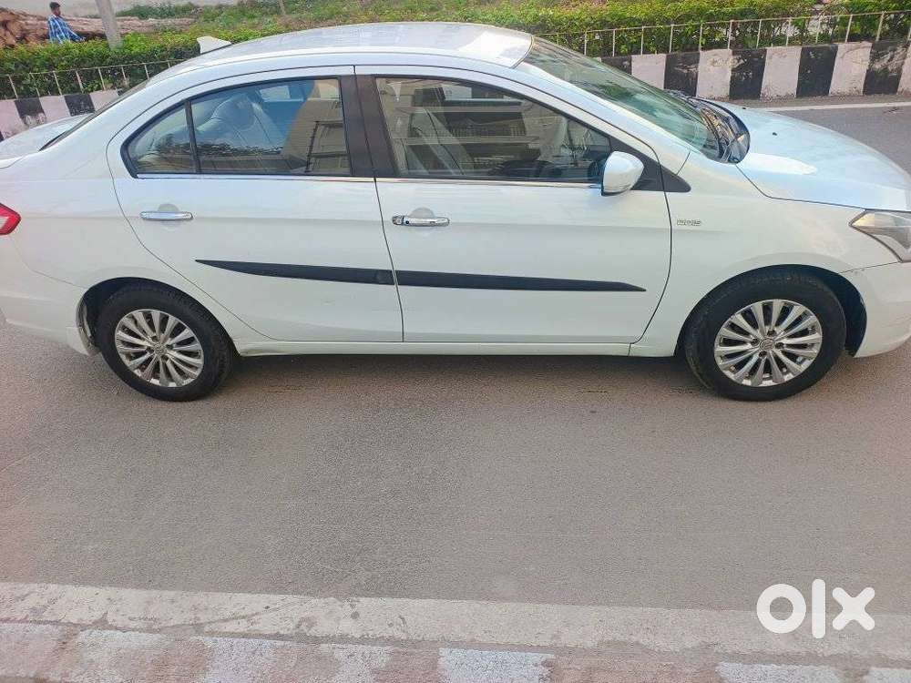 Maruti Suzuki Ciaz Zdi Shvs, 2015, Diesel