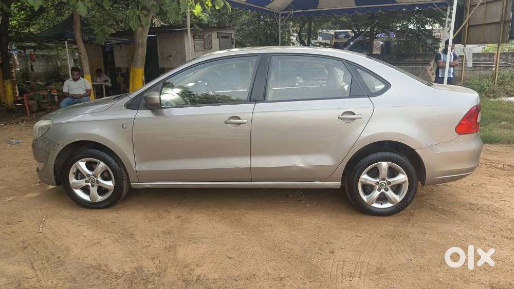 Skoda Rapid 1.6 Tdi Elegance, 2012, Diesel