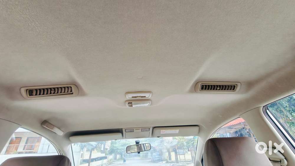 Toyota Innova 2.5 V Diesel 8-seater, 2012, Diesel