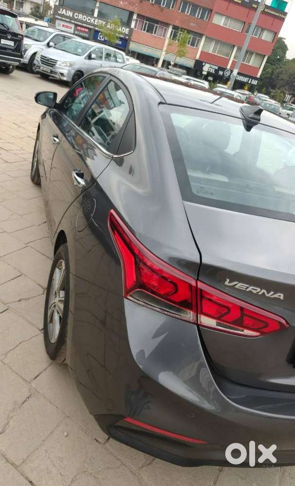Hyundai Verna