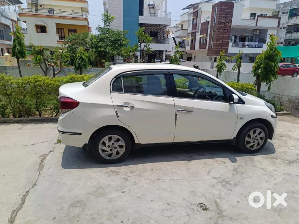 Honda Amaze 2013 Diesel.